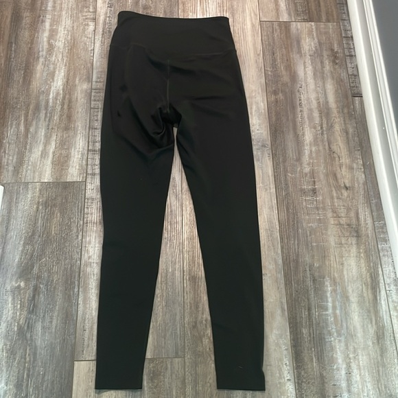 GIRLFRIEND Collective Black Leggings medium - Picture 5 of 7